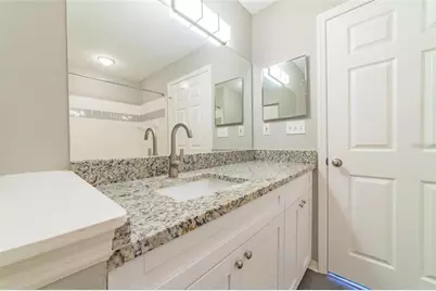 9028 Lake Chase Island Way, Tampa, FL 33626 - Photo 20