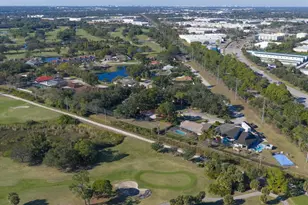 7574 Cumberland Ct, Seminole, FL 33777 - Photo 70