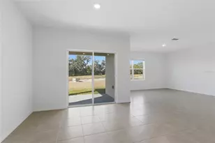 2919 Gardiner Ln, Zephyrhills, FL 33541 - Photo 12