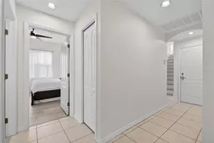 6317 Marbella Blvd, Apollo Beach, FL 33572 - Photo 16