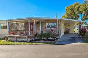 6109 Creston St, Zephyrhills, FL 33542 - Photo 2