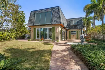 1698 McKay Creek Drive, Largo, FL 33770 - Photo 34