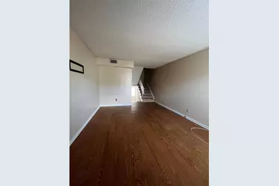 7323 Jackson Springs Road, Tampa, FL 33634 - Photo 6