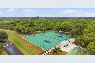 3244 38th Way S #B, Saint Petersburg, FL 33711 - Photo 38