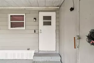 5111 Dacca Dr, Tampa, FL 33619 - Photo 10