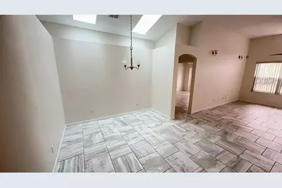 8517 Fawn Creek Drive, Tampa, FL 33626 - Photo 6