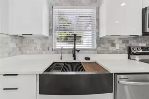 2286 Terrace Dr N, Clearwater, FL 33765 - Photo 28