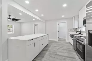 2286 Terrace Dr N, Clearwater, FL 33765 - Photo 22