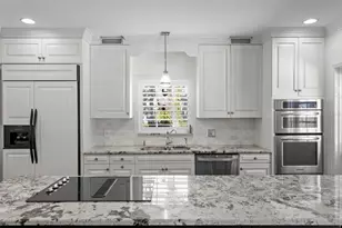 15007 Cancun Pl, Tampa, FL 33618 - Photo 4