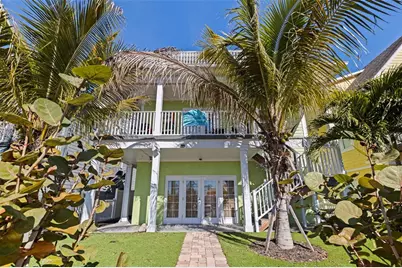 5429 Essex Avenue S, Gulfport, FL 33707 - Photo 2