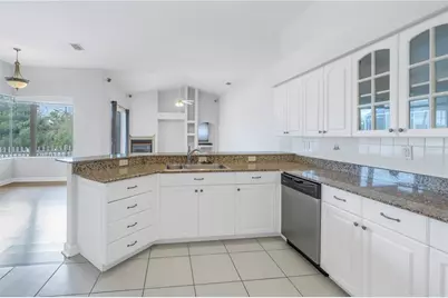 7380 Pebble Beach Lane, Seminole, FL 33777 - Photo 20