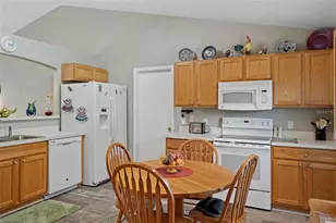 12255 Linden Dr, Spring Hill, FL 34608 - Photo 8