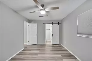 2441 Dustin Cir, Spring Hill, FL 34608 - Photo 20