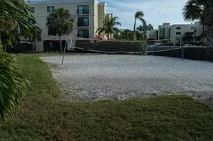 7564 Bayshore Dr, Treasure Island, FL 33706 - Photo 28
