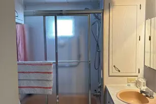 11045 102 St N, Largo, FL 33773 - Photo 8