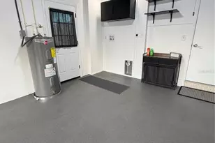 87 Oakwood Dr, Dunedin, FL 34698 - Photo 52