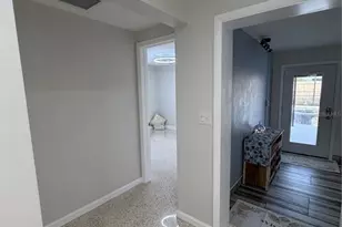 87 Oakwood Dr, Dunedin, FL 34698 - Photo 30