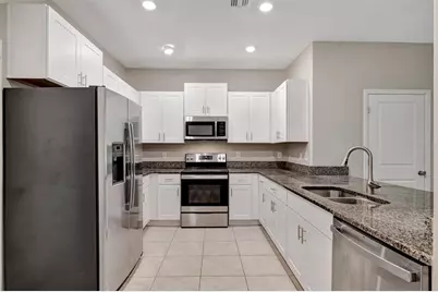 607 Royal Empress Drive, Ruskin, FL 33570 - Photo 6