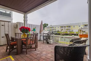 5215 Coquina Key Dr SE, Saint Petersburg, FL 33705 - Photo 26