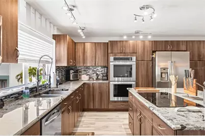 1109 Pinellas Bayway S #102, Saint Petersburg, FL 33715 - Photo 14