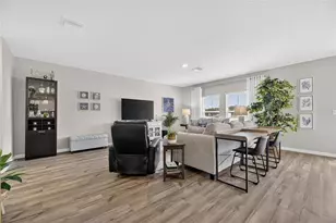 12908 Hawkstone Trail Blvd, Lithia, FL 33547 - Photo 8