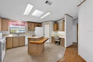 606 La Jolla Cir, North Port, FL 34287 - Photo 6