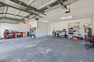 3927 Versailles Dr, Tampa, FL 33634 - Photo 32