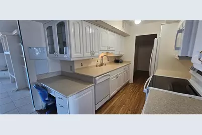 10355 Paradise Boulevard #710, Treasure Island, FL 33706 - Photo 8