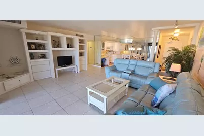 10355 Paradise Boulevard #710, Treasure Island, FL 33706 - Photo 2