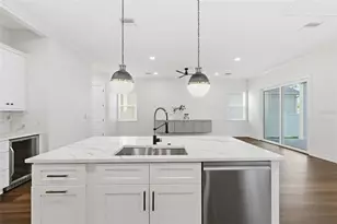 3829 71st St N, Saint Petersburg, FL 33709 - Photo 18