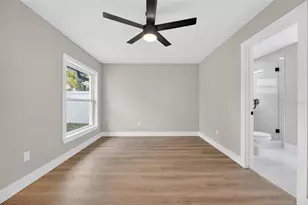 1740 Lakeview Village Dr, Brandon, FL 33510 - Photo 30