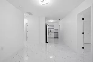 8206 N Hillsborough Ln, Tampa, FL 33604 - Photo 4