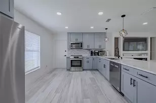 23700 Lake Hills Dr, Lutz, FL 33559 - Photo 44