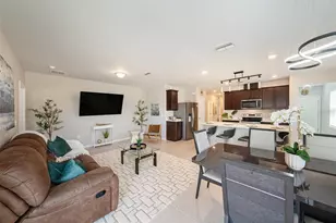 30364 Marquette Ave, Wesley Chapel, FL 33545 - Photo 8