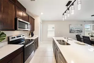 30364 Marquette Ave, Wesley Chapel, FL 33545 - Photo 14