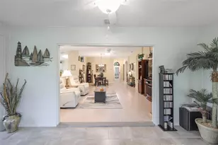 930 Villeroy Greens Dr, Sun City Center, FL 33573 - Photo 30