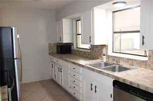 11364 79th Ave, Seminole, FL 33772 - Photo 6