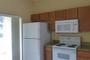 12516 Kings Crossing Dr, Gibsonton, FL 33534 - Photo 6