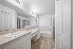 1706 Kirtley Dr, Brandon, FL 33511 - Photo 14