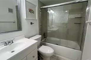 10036 63rd Ave N, Saint Petersburg, FL 33708 - Photo 14