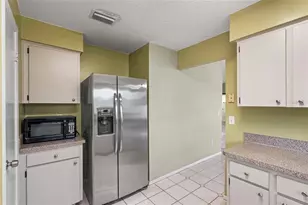 5002 Pennsbury Dr, Tampa, FL 33624 - Photo 12