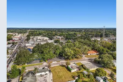 109 E Robertson Street, Brandon, FL 33511 - Photo 10