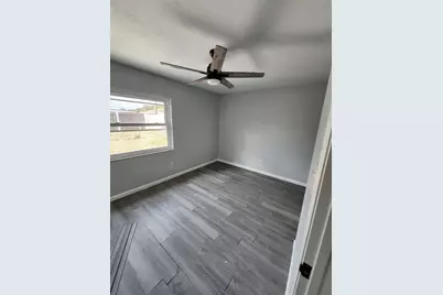 1003 Papaya Drive, Tampa, FL 33619 - Photo 16