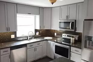 1003 Papaya Dr, Tampa, FL 33619 - Photo 6