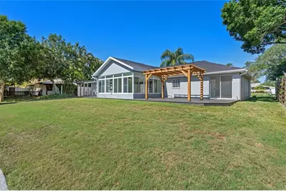 1992 Arvis Circle E, Clearwater, FL 33764 - Photo 6