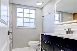 1992 Arvis Cir E, Clearwater, FL 33764 - Photo 32