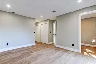 1992 Arvis Cir E, Clearwater, FL 33764 - Photo 46