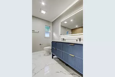 1992 Arvis Circle E, Clearwater, FL 33764 - Photo 46