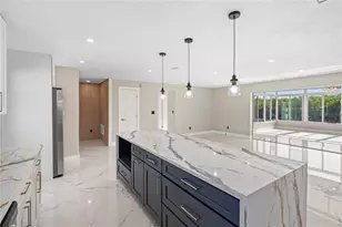 1992 Arvis Cir E, Clearwater, FL 33764 - Photo 10
