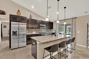 16374 Mantle Rd, Weeki Wachee, FL 34614 - Photo 10